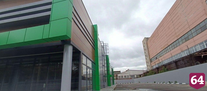 Здание под торговлю в центре Саратова оценили в 237 миллионов рублей